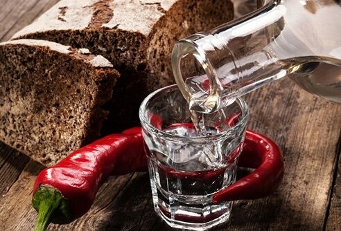 Băuturile alcoolice, condimentele, alimentele condimentate pot exacerba prostatita